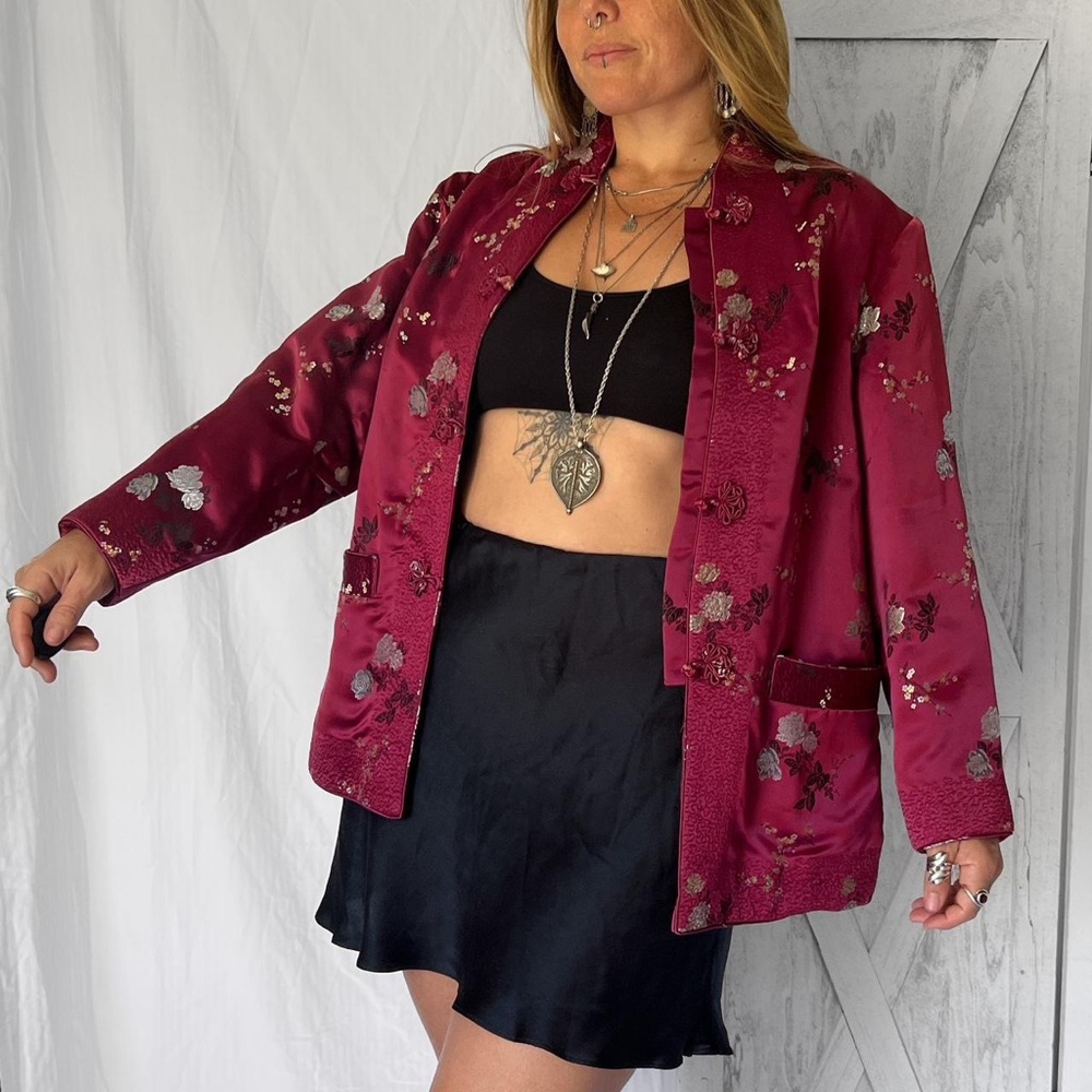 Vintage brocade Shang Hai Chinese sherpa coat in deep merlot burgundy